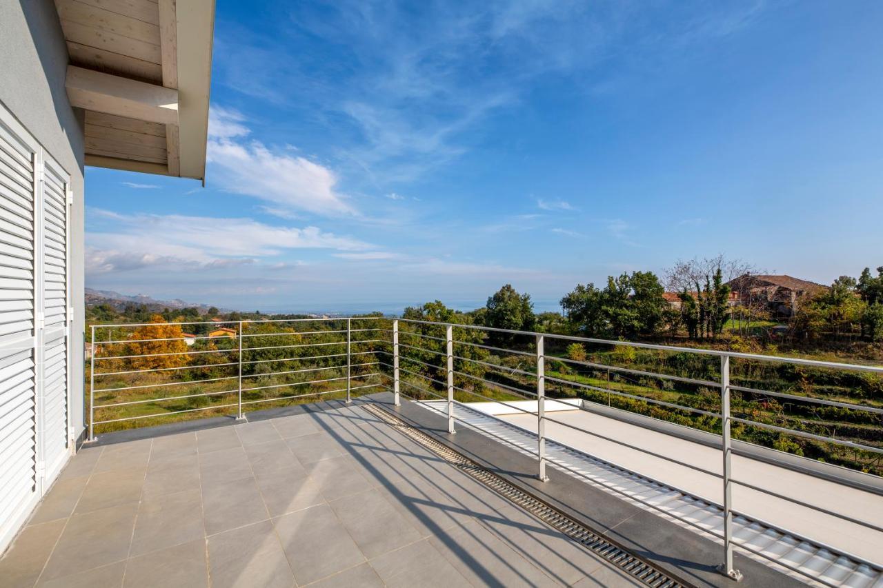 Design Villa In Piedimonte Etneo Kültér fotó